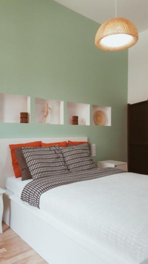 MUSIC & LOVE APARTMENTS and ROOMS